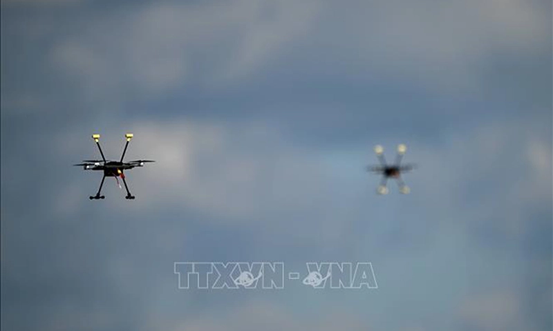 Sân bay thủ đô Litva - nước thành viên NATO phải đóng cửa do UAV bay vào không  phận