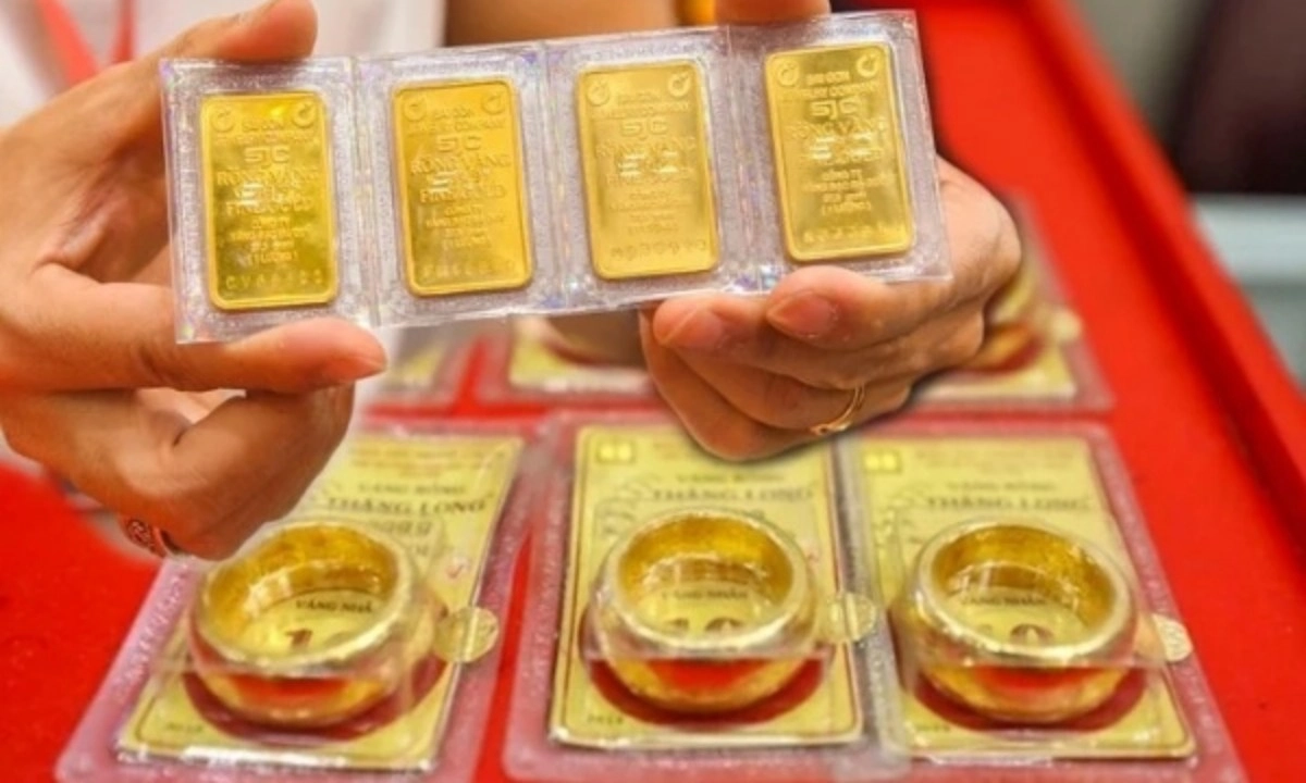 Giá vàng SJC chạm ngưỡng 140 triệu đồng/lượng