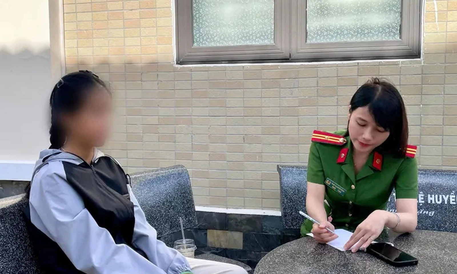 Giả danh công an thao túng tâm lý nữ sinh, suýt chiếm đoạt 300 triệu đồng