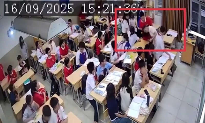 Học sinh xúc phạm giáo viên có thể bị cách ly khỏi trường