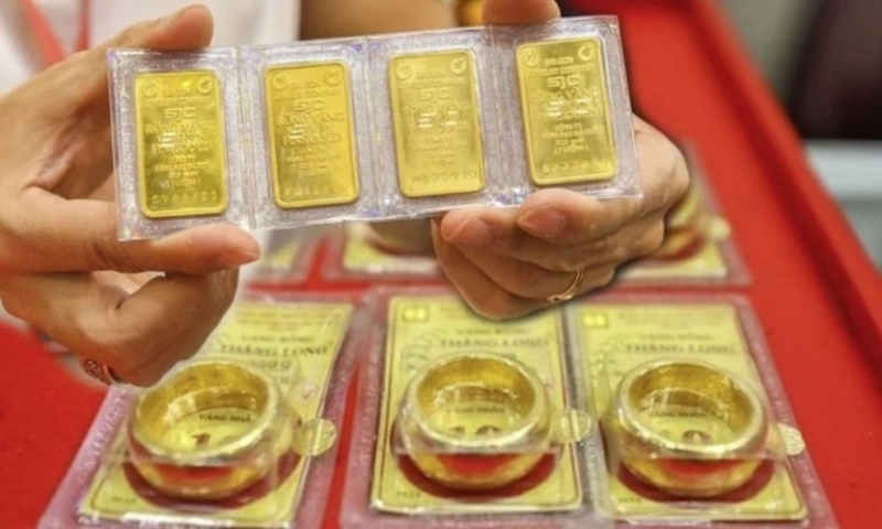 Giá vàng tiếp tục tăng mạnh