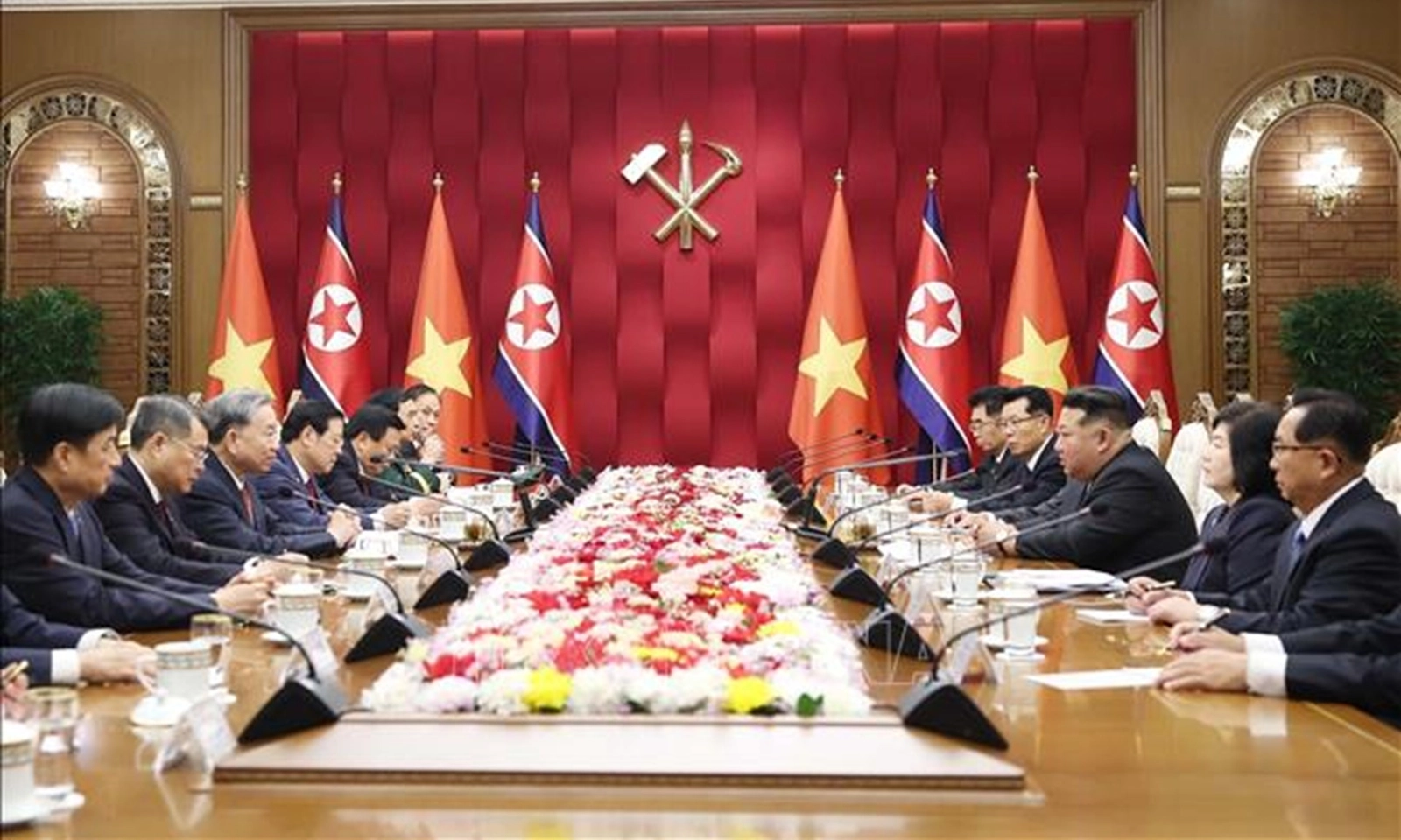 Tổng Bí thư Tô Lâm hội đàm với Tổng Bí thư, Chủ tịch Quốc vụ Triều Tiên Kim Jong Un