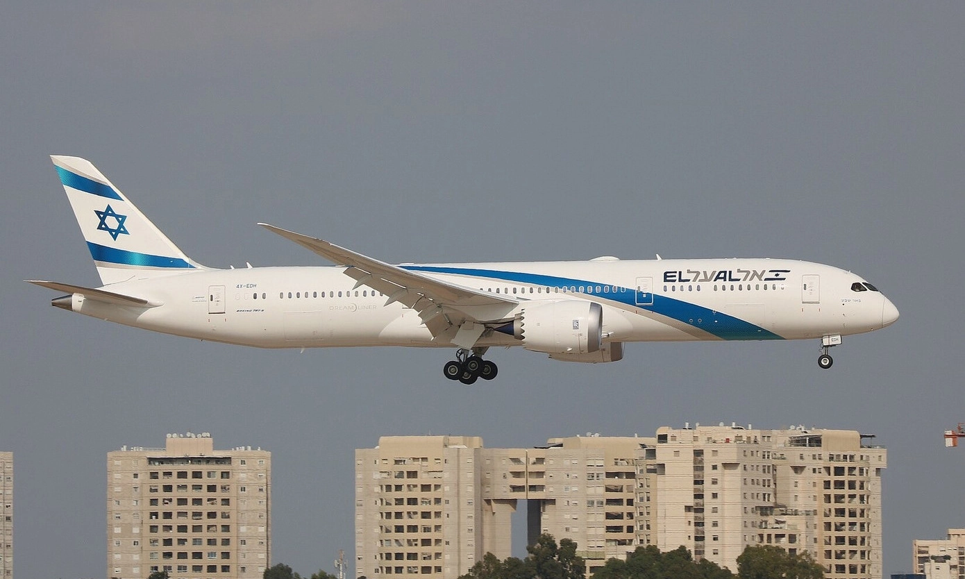 Cậu bé 13 tuổi vượt qua an ninh sân bay tại Israel, trốn lên máy bay đi Mỹ