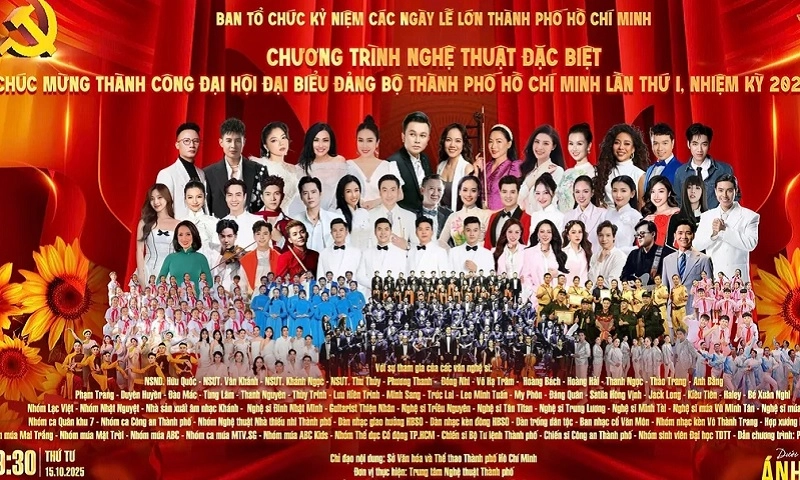 Chương trình nghệ thuật đặc biệt “Dưới ánh sáng quang vinh”