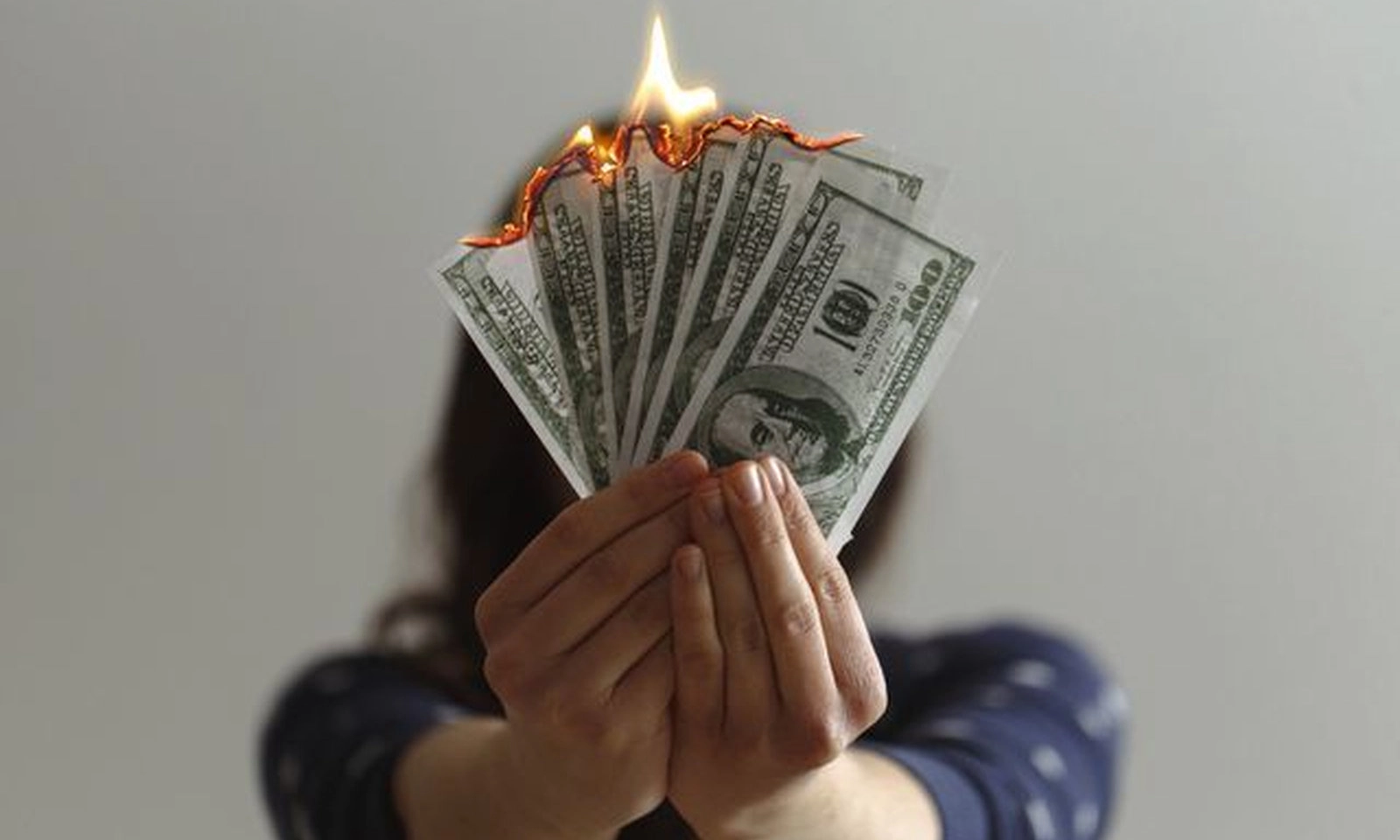 Giàu có đến mấy, không nhân cách vẫn là nghèo