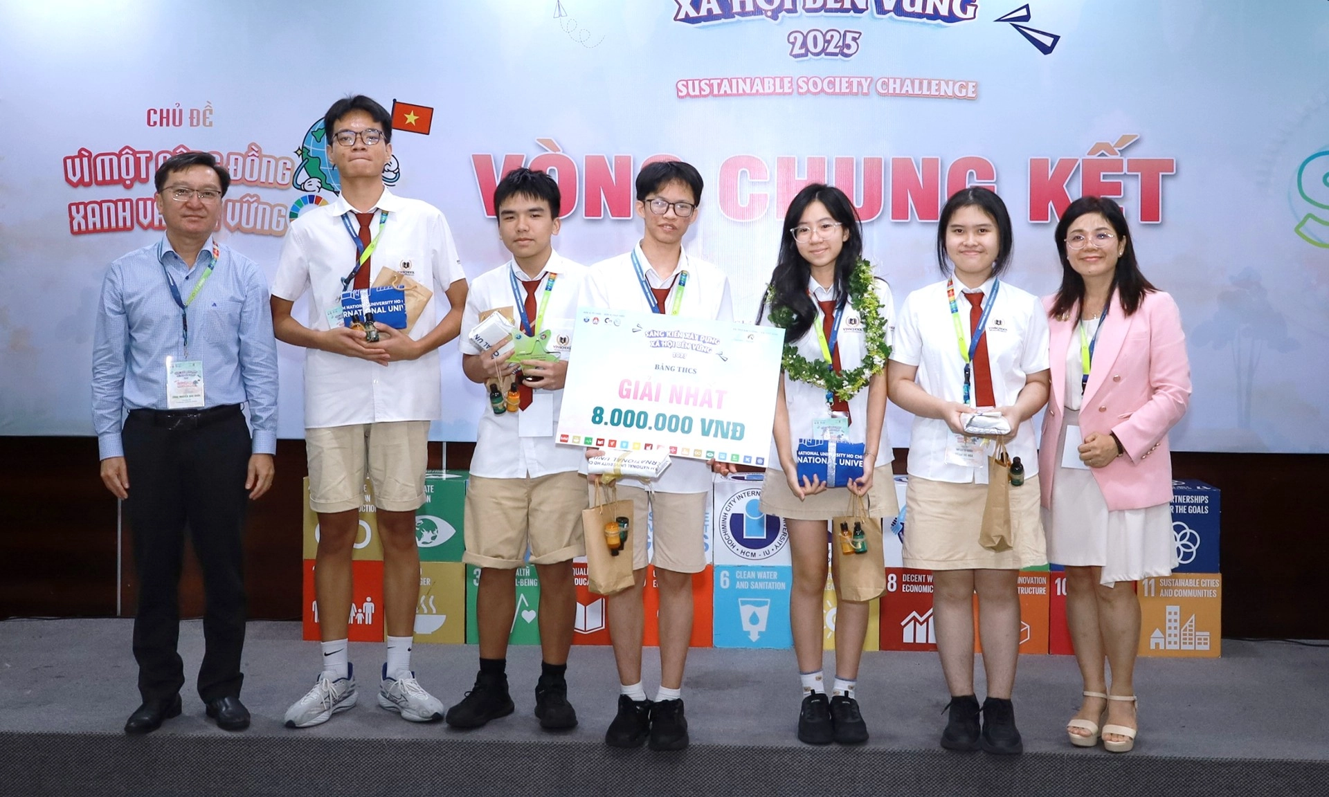 Xà phòng sinh học từ dầu ăn thừa dành giải Nhất cuộc thi “Sáng kiến xây dựng xã hội bền vững”