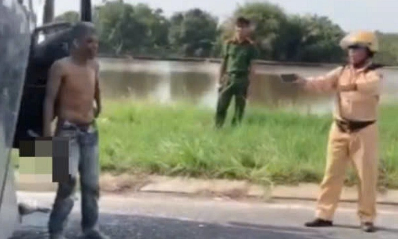 Tây Ninh: Khống chế đối tượng “ngáo đá” cầm dao cố thủ trong xe tải