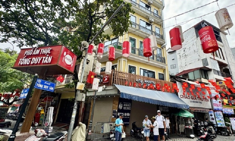 Việt Nam lần đầu cắt bỏ u tuyến yên bằng hai cuộc đại phẫu song song