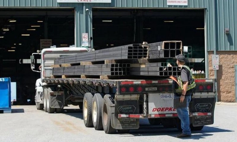 Tổng thống Mỹ Donald Trump đình chỉ đàm phán thương mại với Canada