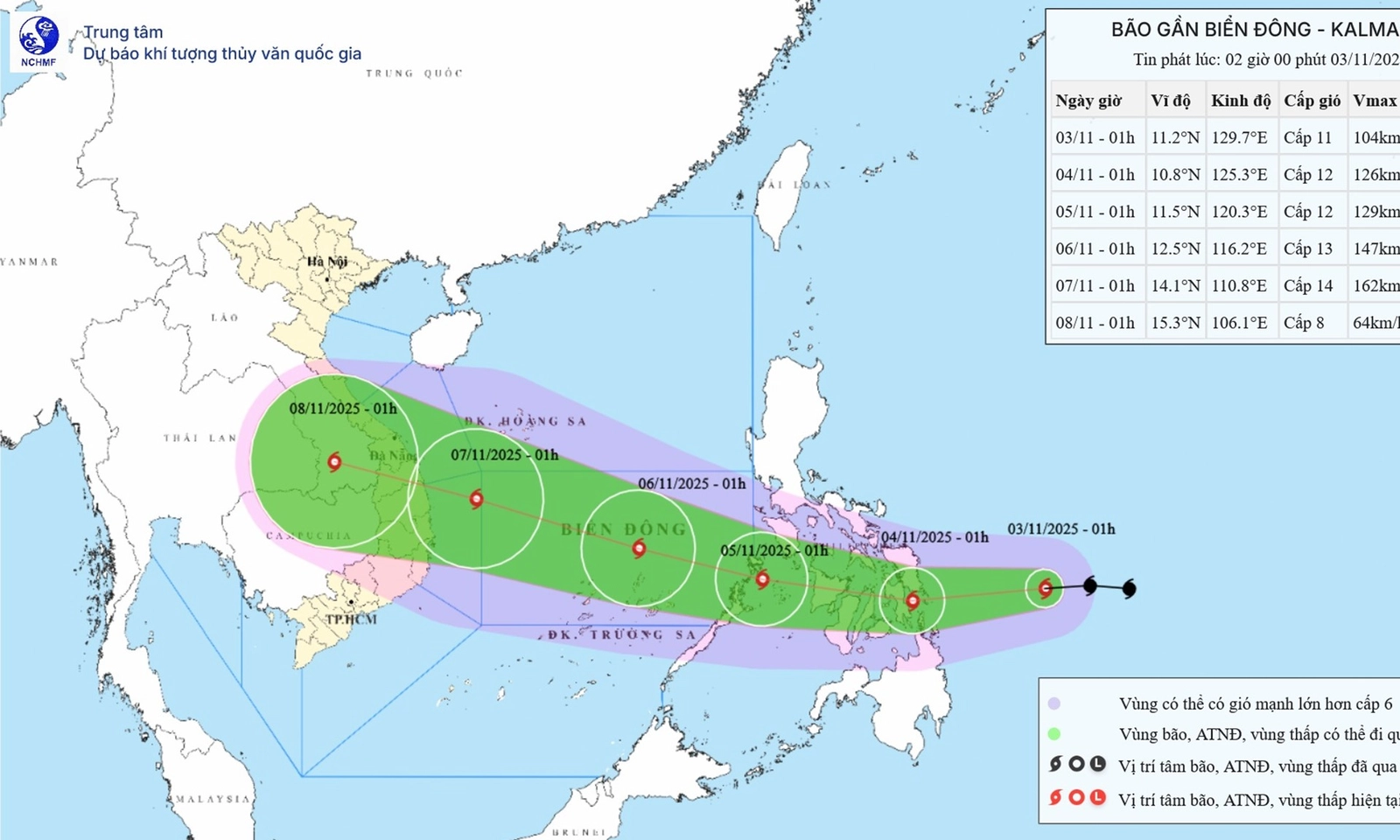 Bão KALMAEGI giật cấp 14 di chuyển nhanh về phía Biển Đông