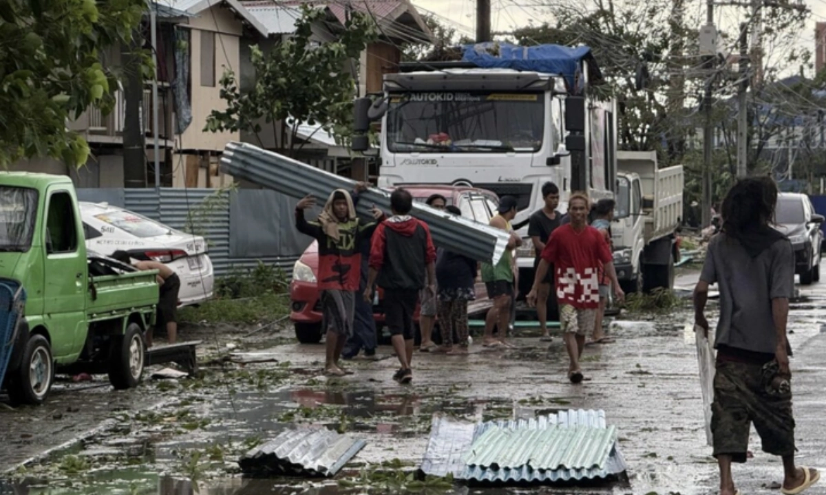 Bão Kalmaegi càn quét miền Trung Philippines: Giao thông tê liệt, gần 400.000 người sơ tán