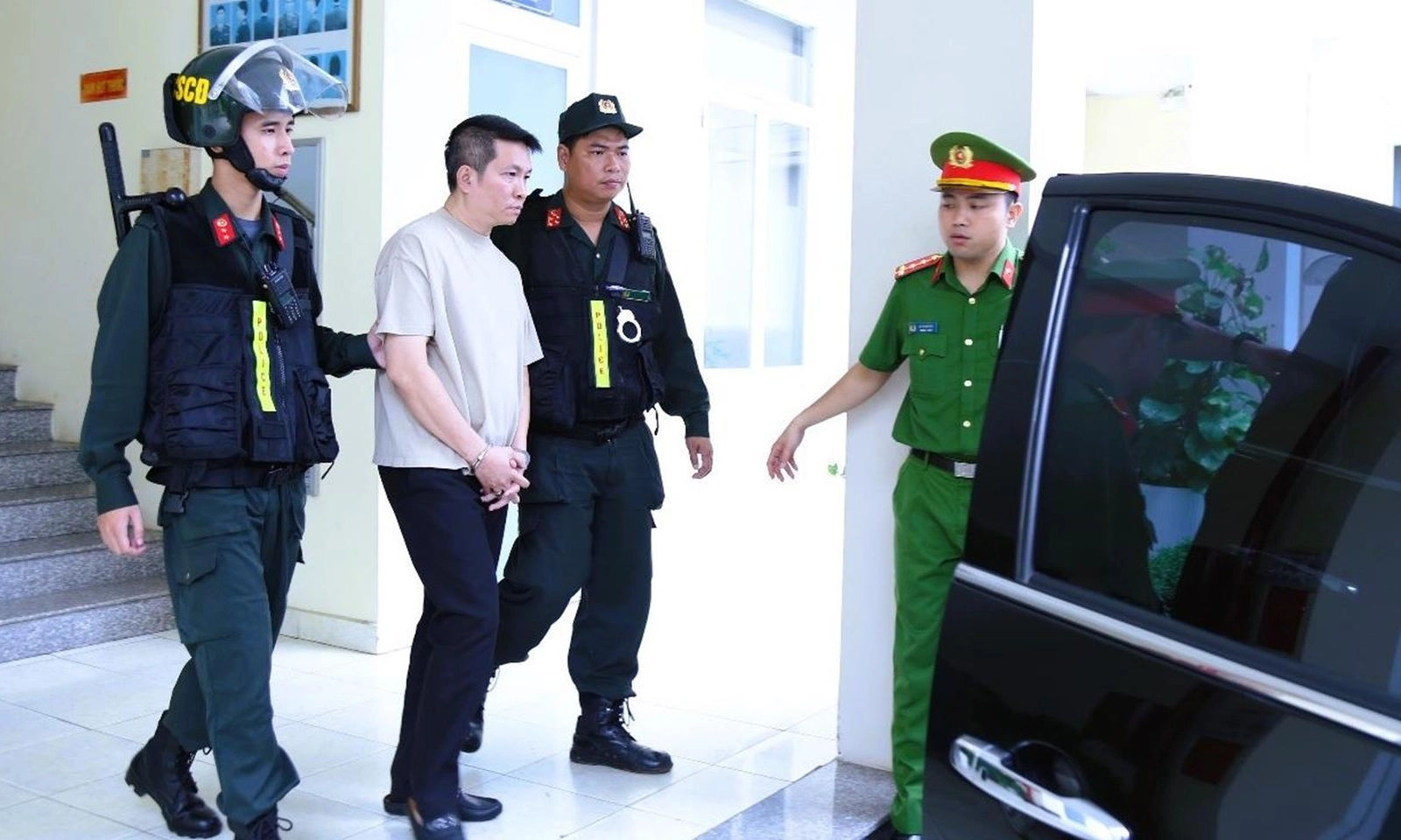 Bắt chồng Đoàn Di Băng liên quan vụ kem chống nắng Hanayuki giả