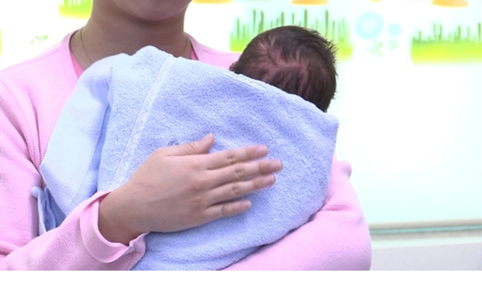 Hàn Quốc cảnh báo khẩn sau loạt vụ suýt trao nhầm trẻ sơ sinh tại bệnh viện