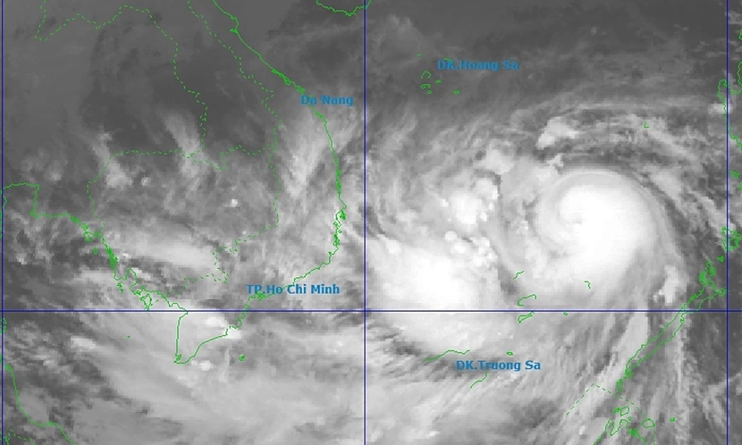 Bão Kalmaegi đạt cấp 14, giật cấp 17, hướng vào đất liền Quảng Ngãi - Gia Lai