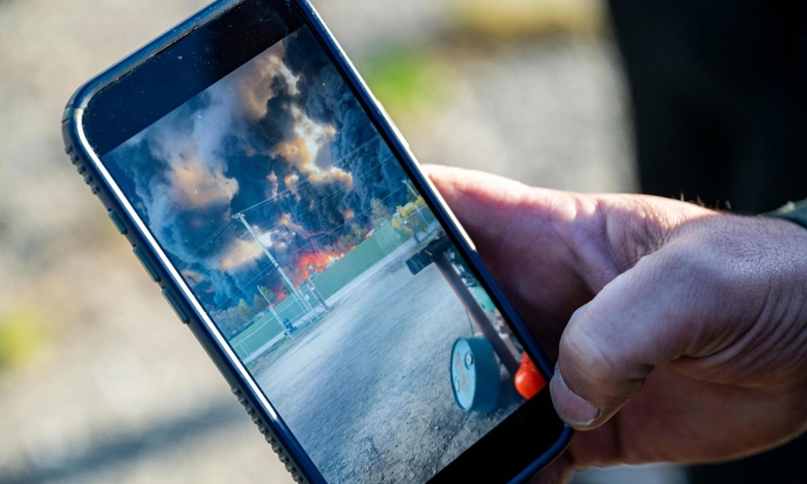 Tai nạn máy bay chở hàng khiến 12 người thiệt mạng tại Mỹ: Động cơ rơi trước khi máy bay gặp nạn