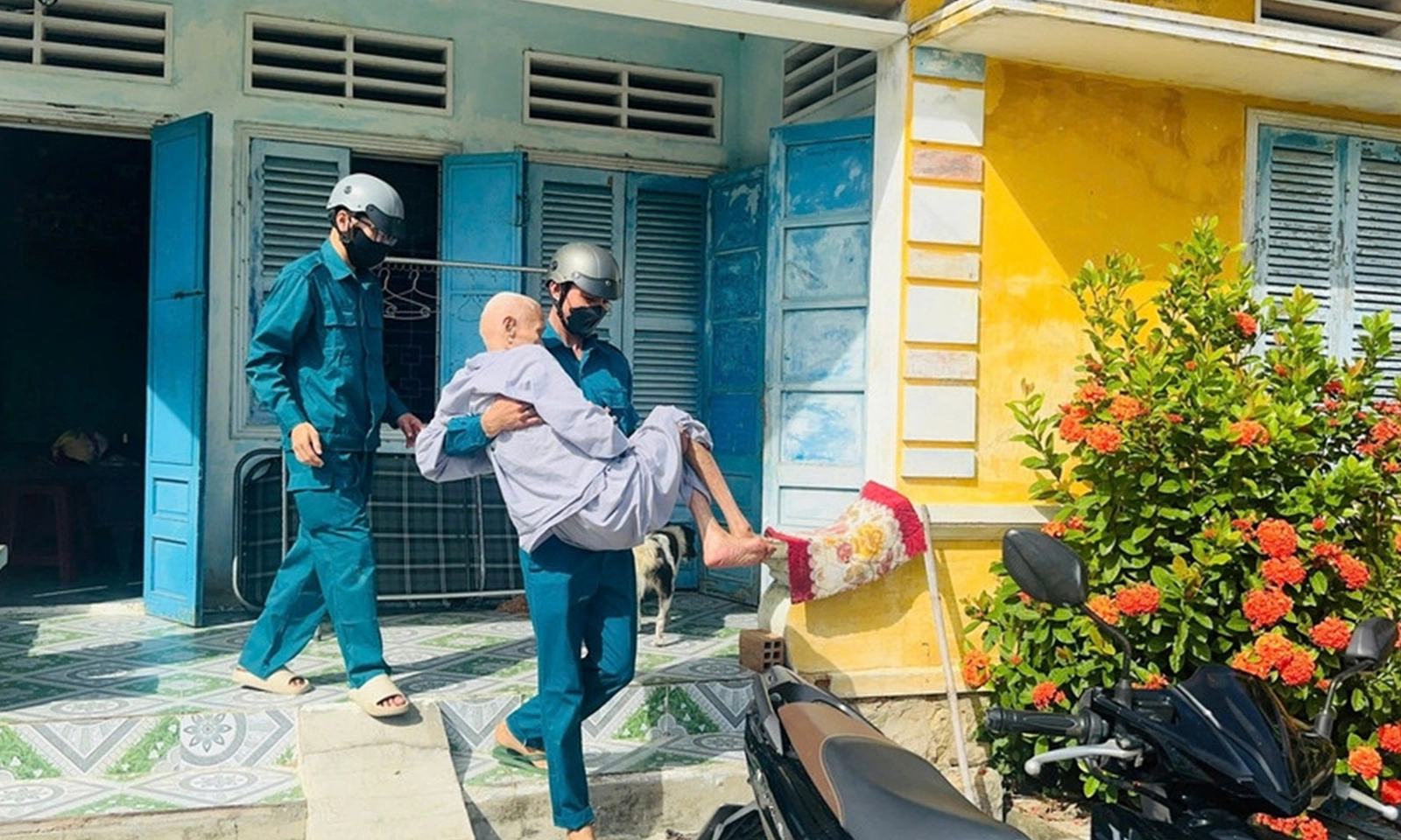 Thủ tướng chỉ đạo lãnh đạo các địa phương hoãn họp, tập trung ứng phó bão