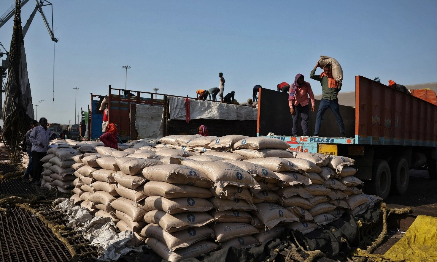 Ấn Độ dự kiến tăng gấp đôi hạn ngạch xuất khẩu đường do dư cung trong nước