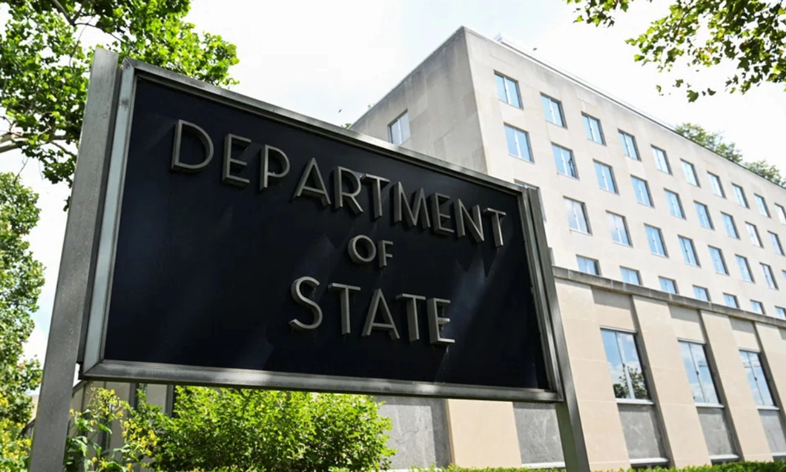 Chính quyền Mỹ thu hồi 80.000 thị thực trong 10 tháng