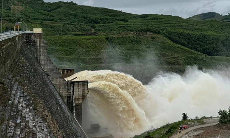 Đà Nẵng yêu cầu hoàn tất sơ tán dân trước 12h trưa nay