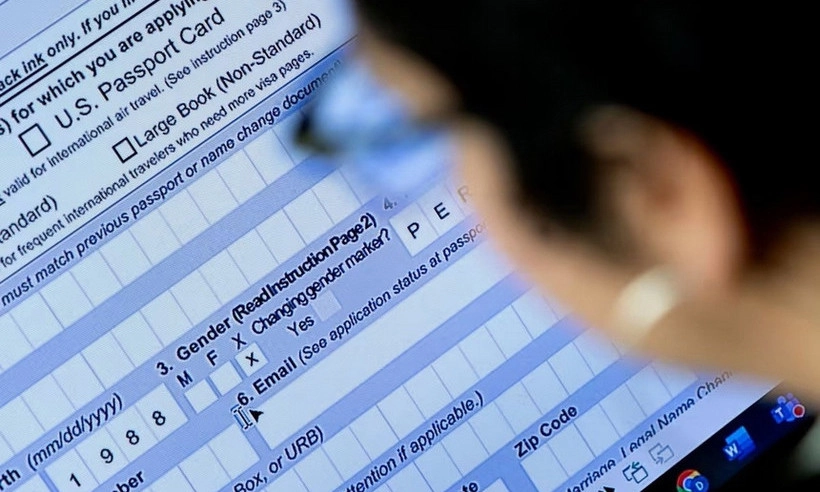 Mỹ: Tòa án Tối cao cho phép áp dụng quy định xác định giới tính theo giới sinh học khi sinh