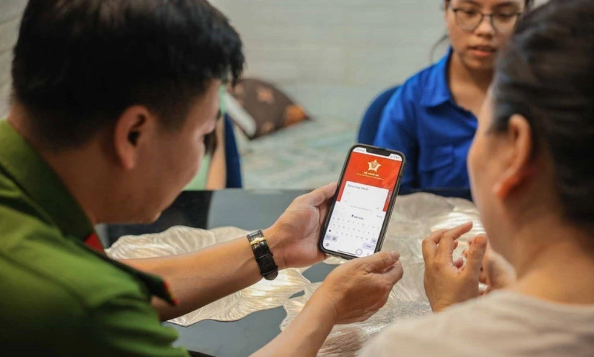 Thủ tướng: VNeID là tài khoản duy nhất thực hiện dịch vụ công trực tuyến