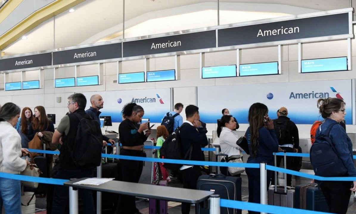 Mỹ cắt giảm chuyến bay vì chính phủ đóng cửa: 780 chuyến hủy trong ngày