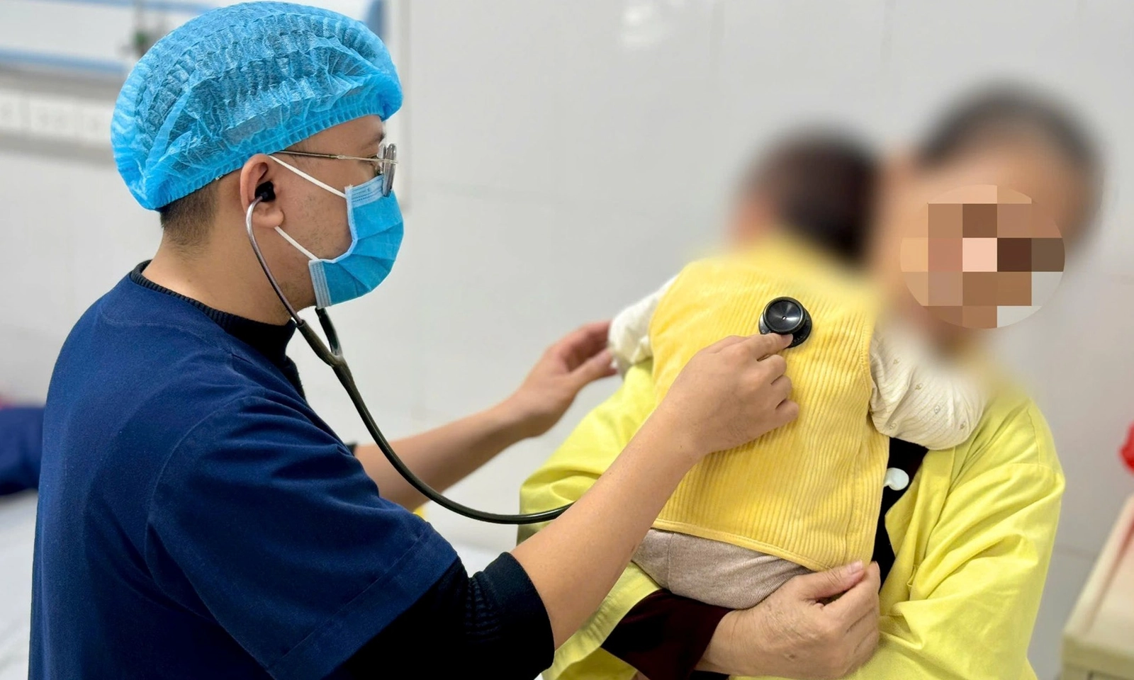 Cảnh báo nguy cơ biến chứng nặng khi trẻ nhỏ nhiễm cúm A