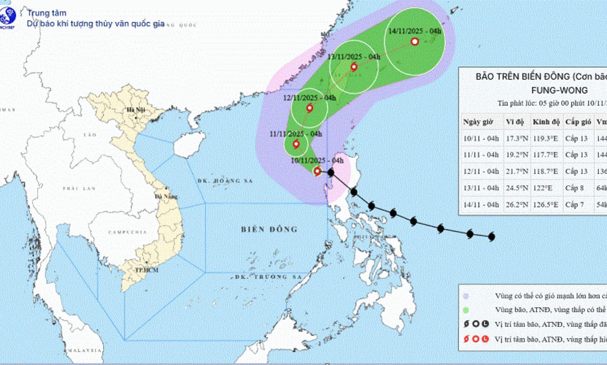 Bão Phượng Hoàng giảm cấp vào biển Đông, trở thành cơn bão số 14