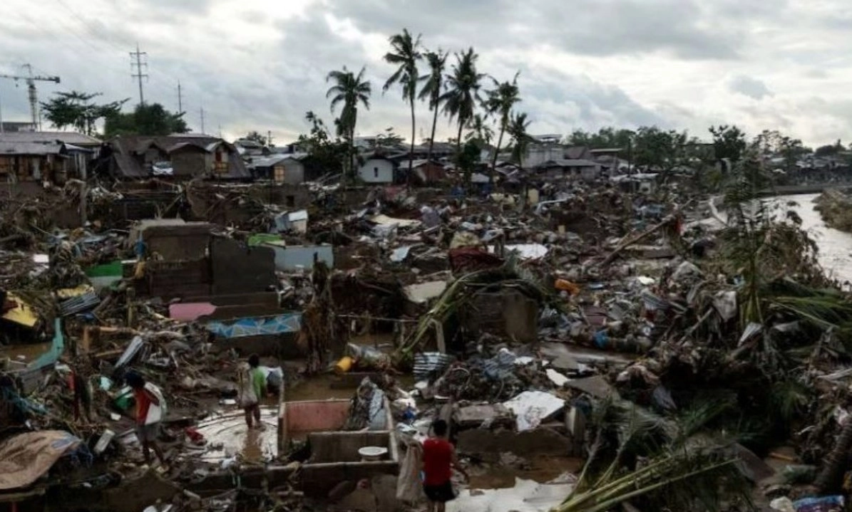 Siêu bão Phượng Hoàng quét Philippines: Hơn 1 triệu người sơ tán