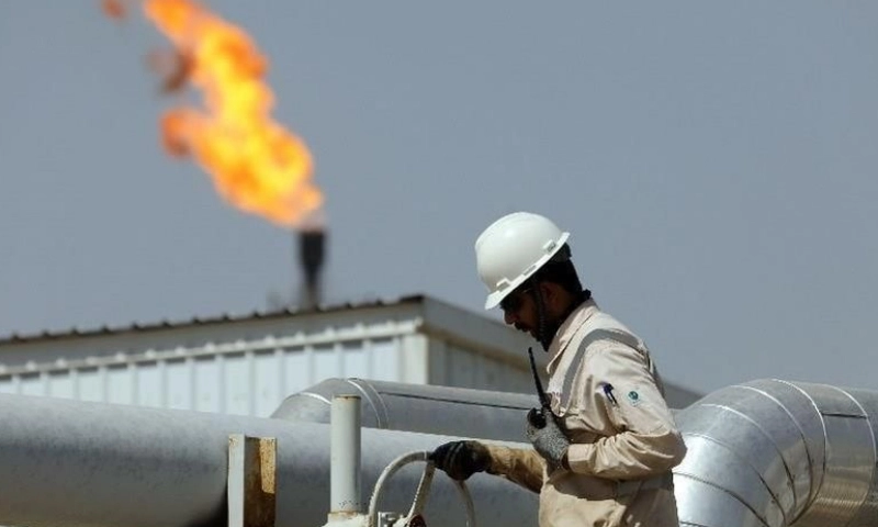 Giá dầu tăng nhờ kỳ vọng Chính phủ Mỹ sớm mở cửa