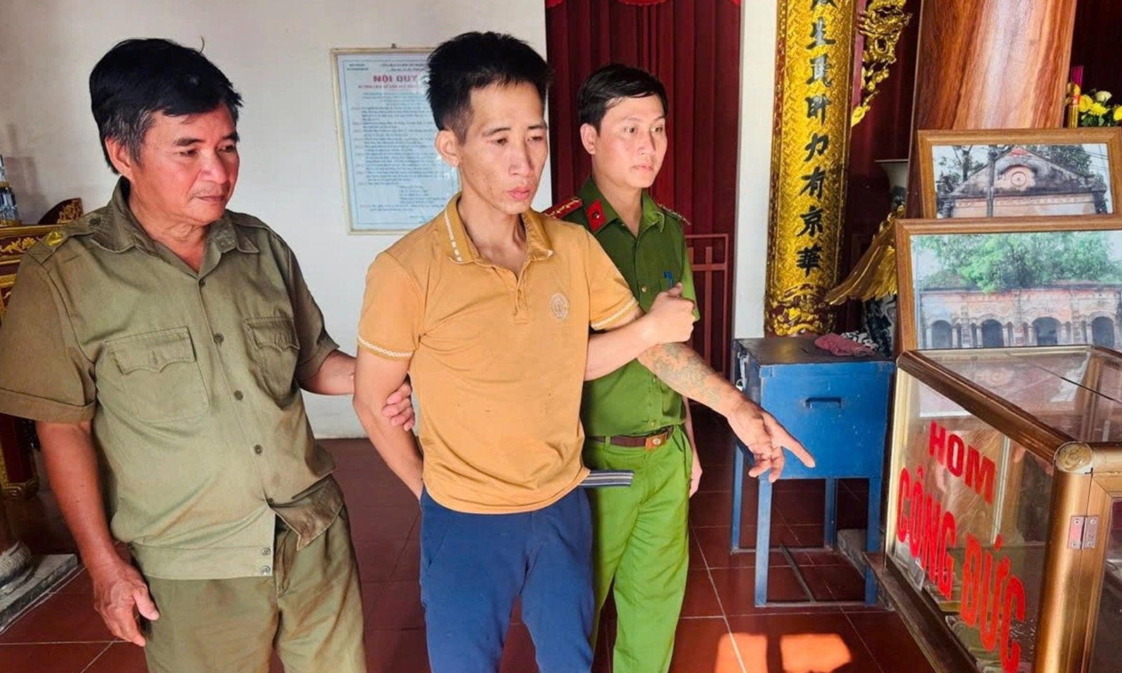 Bắt giữ đạo chích trộm cắp tiền công đức