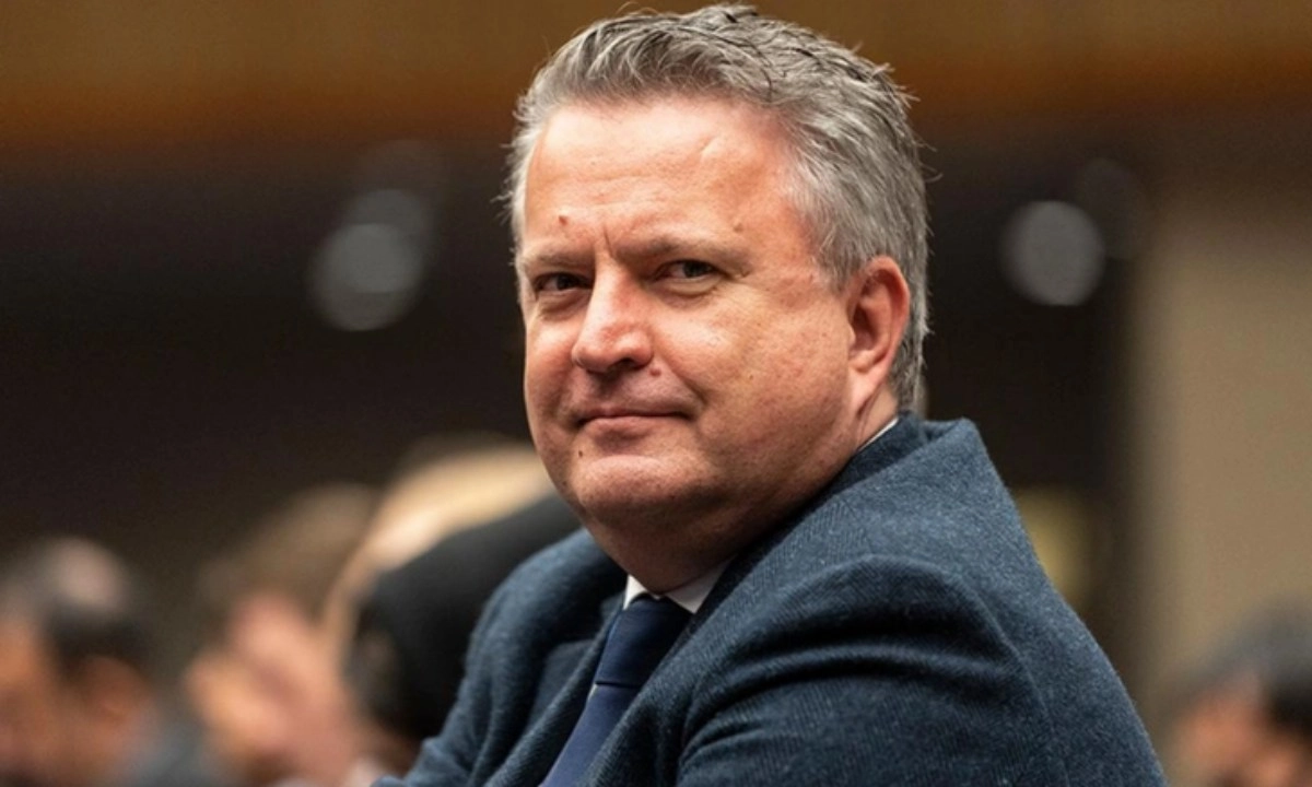 Ukraine tạm dừng đàm phán với Nga