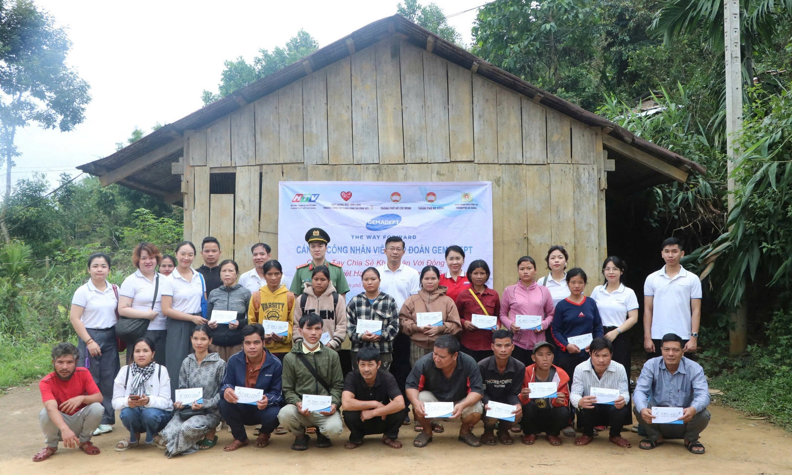 Tập đoàn Gemadept hỗ trợ 1,5 tỷ đồng cho người dân bị thiệt hại do bão lũ năm 2025