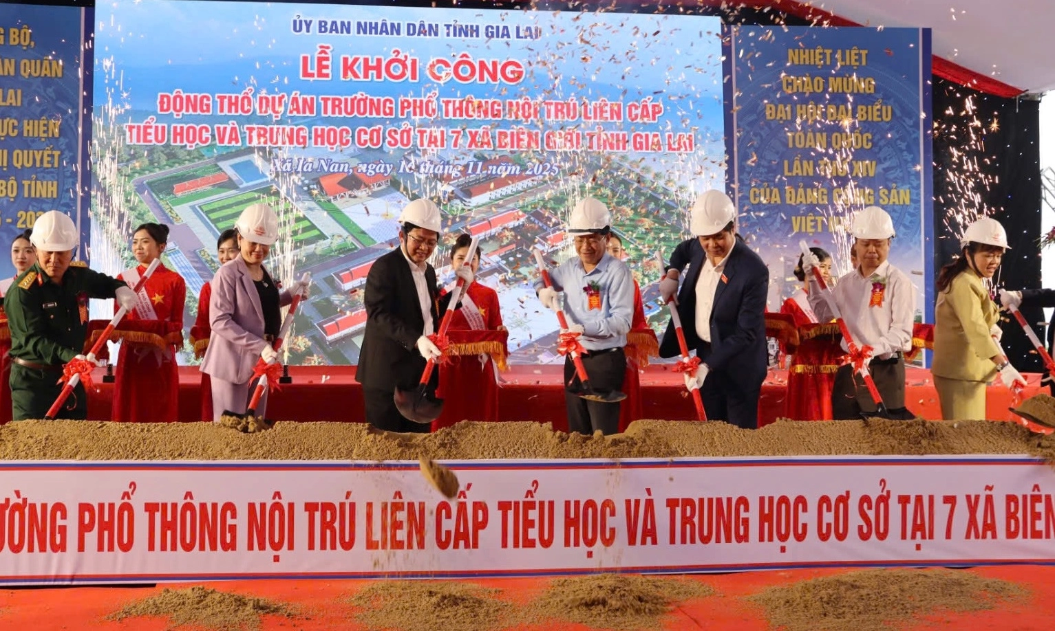 Gia Lai khởi công dự án 7 trường phổ thông nội trú tại các xã biên giới