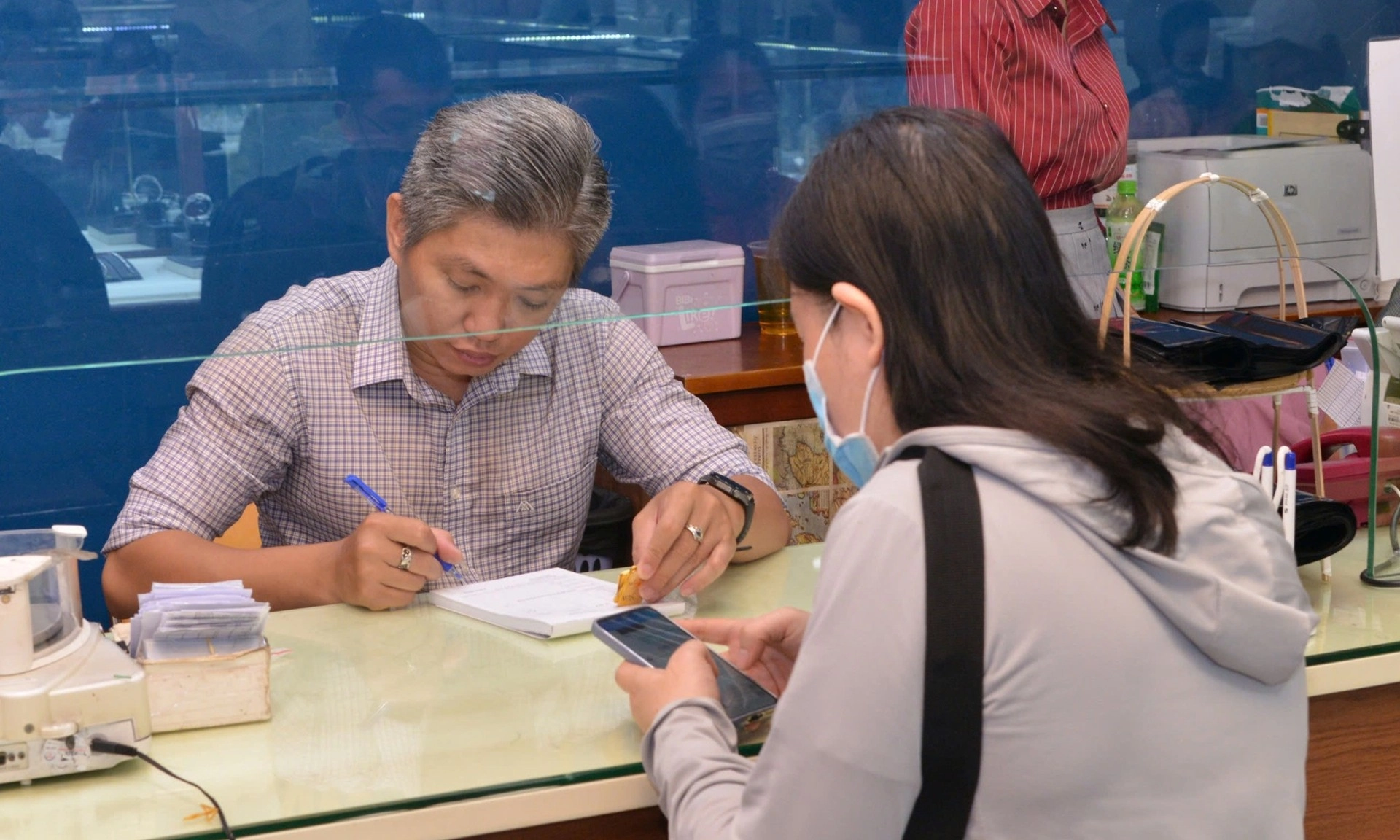 SJC tạm ngưng đăng ký mua vàng miếng trực tuyến từ ngày 18/11