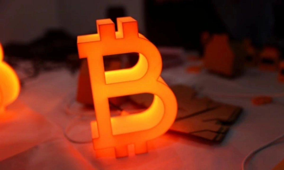 Sa lầy tiền ảo, lừa bạn học 10 tỉ để “gỡ kèo”, lĩnh án 16 năm tù