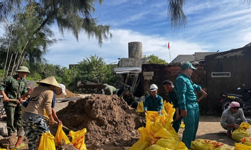 Hơn 1.387 tỷ đồng đăng ký ủng hộ đồng bào vùng lũ qua Ban Vận động cứu trợ Trung ương