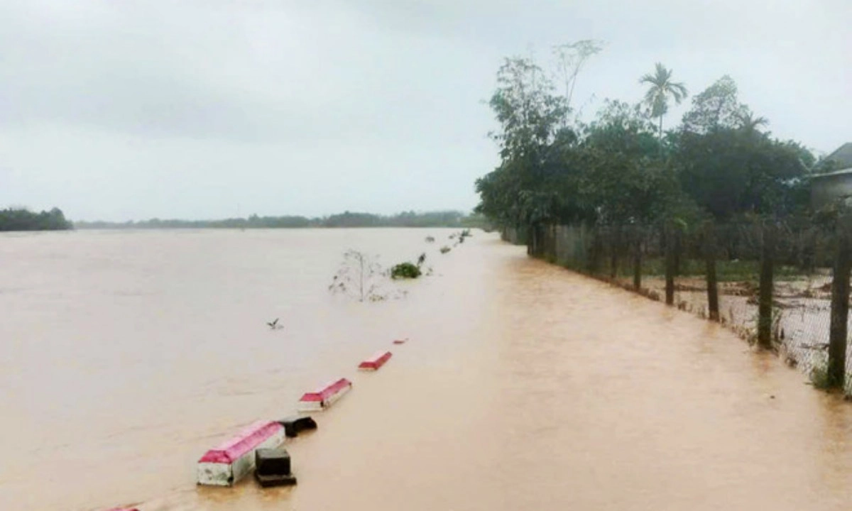 Lũ lịch sử Nam Trung Bộ là hiện tượng thời tiết cực đoan, hiếm gặp