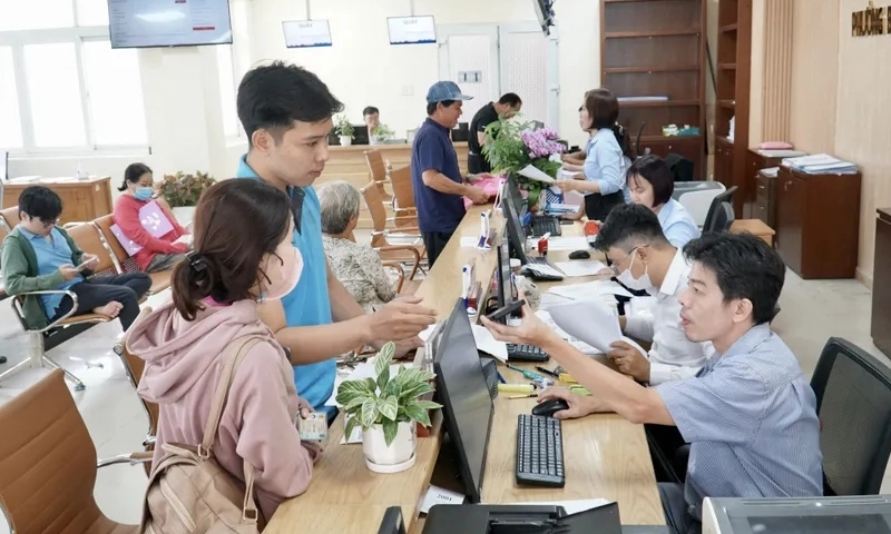 Các bộ, ngành, địa phương phải đề xuất biên chế trước ngày 26/11