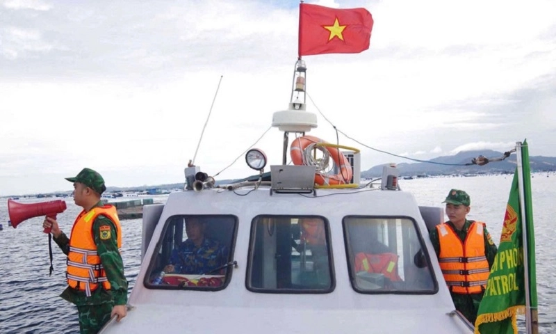 Khánh Hòa cấm biển từ 7h ngày 28/11 để ứng phó bão số 15