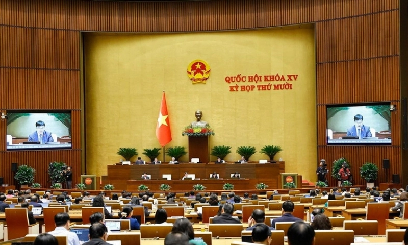 Đề xuất miễn một năm phí bảo hiểm y tế cho người dân vùng bão lũ