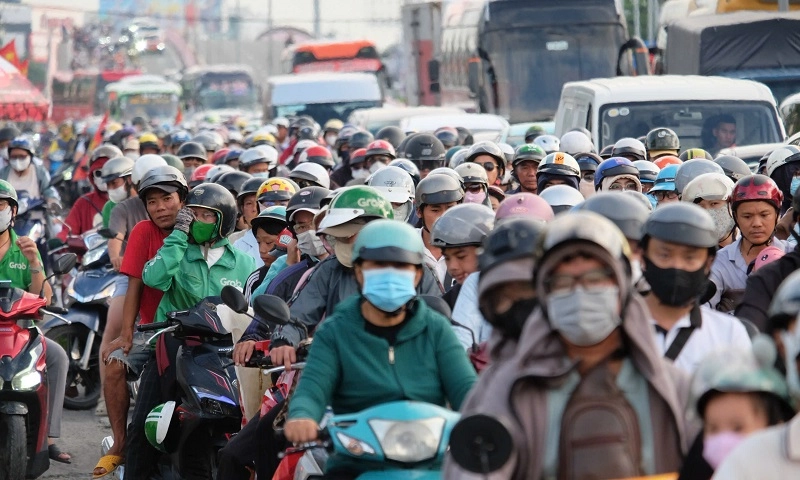 Điểm tin sáng 3/12: TPHCM nghiên cứu kiểm soát khí thải | Nhiều ngân hàng tăng lãi suất huy động
