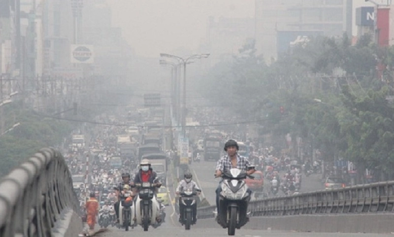 Ô nhiễm không khí kéo dài ở Hà Nội và nhiều tỉnh phía Bắc, Bộ Y tế khuyến cáo khẩn