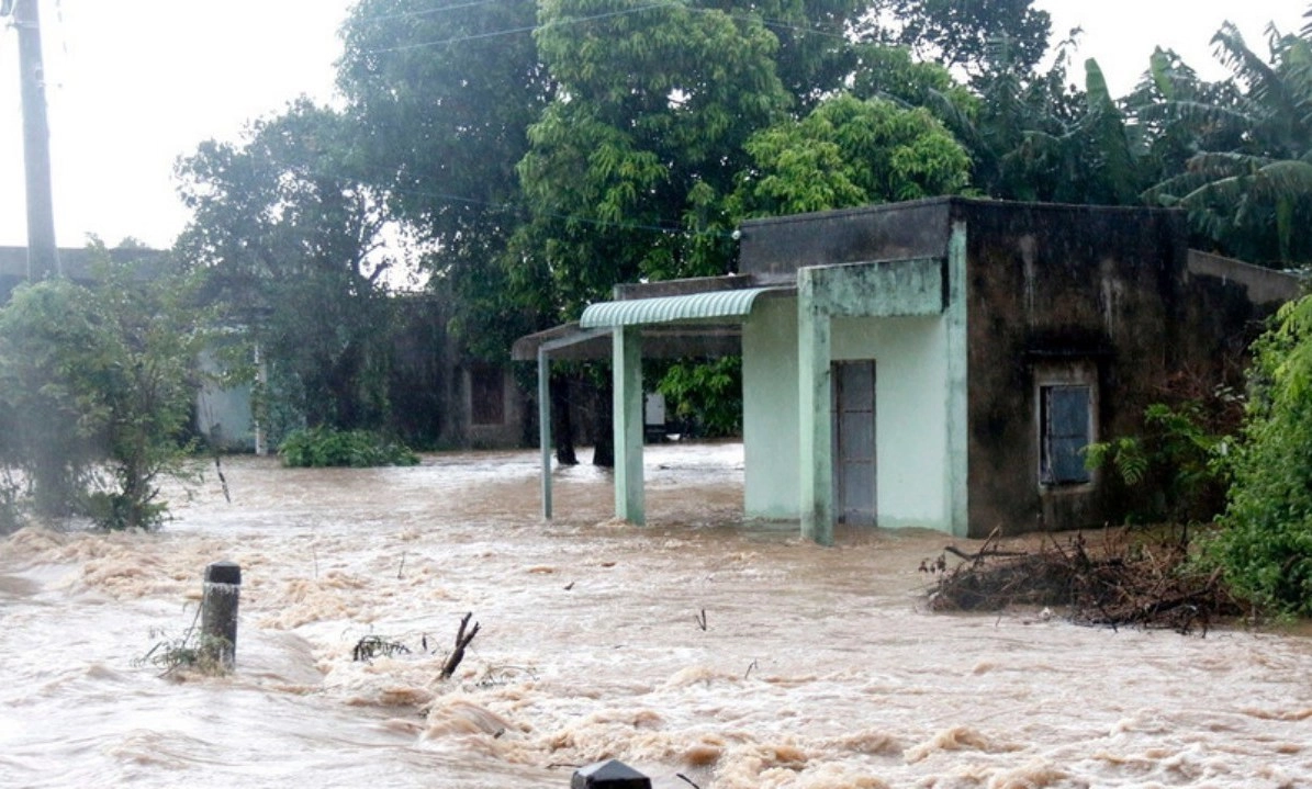 Không khí lạnh tăng cường, miền Trung mưa dông, Bắc Bộ rét