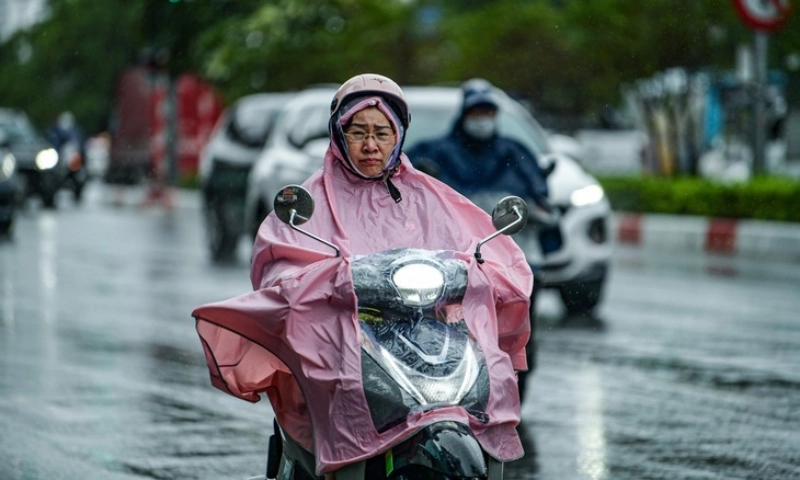 Bắc Bộ rét đậm, Trung Bộ còn nơi mưa to