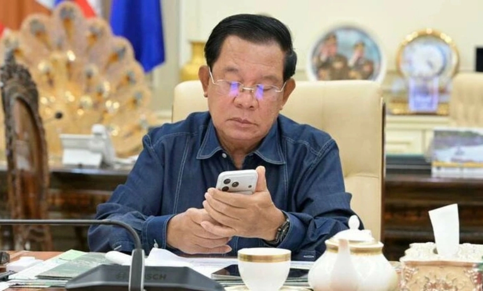 Ông Hun Sen tham gia chỉ huy lực lượng vũ trang giữa căng thẳng biên giới