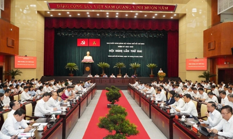 Bí thư Thành ủy TPHCM nói về “đội đặc nhiệm” hỗ trợ xã, phường