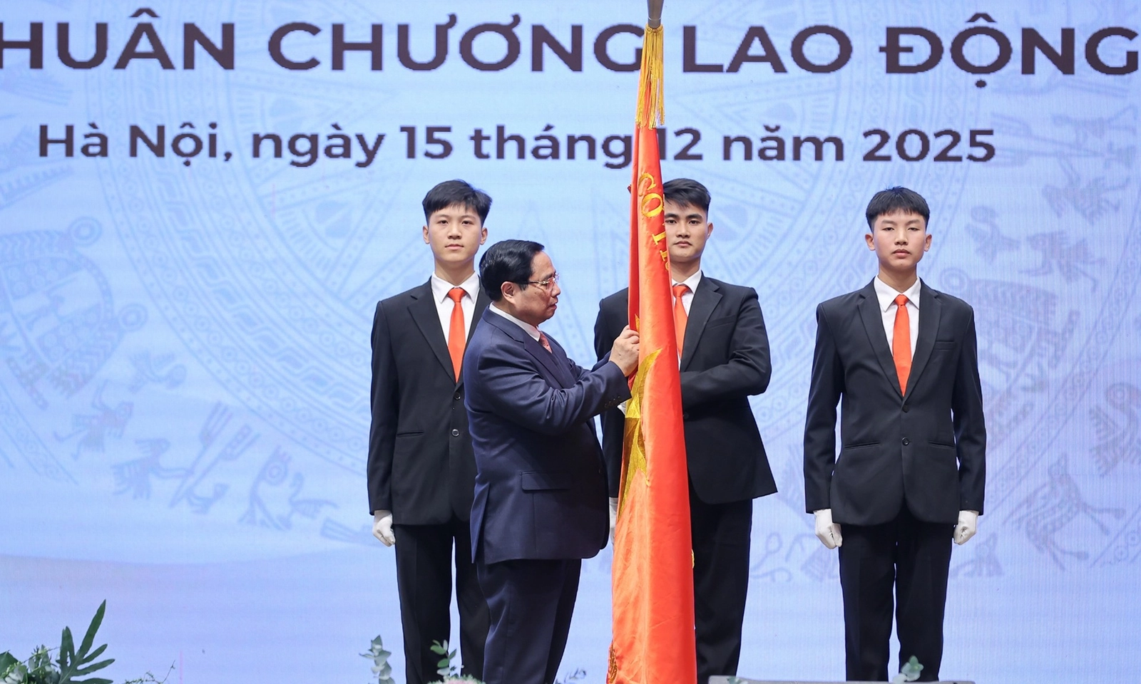 Thủ tướng: Quan tâm đầu tư cho khu vực biên giới ít nhất phải bằng hoặc cao hơn trong nội địa