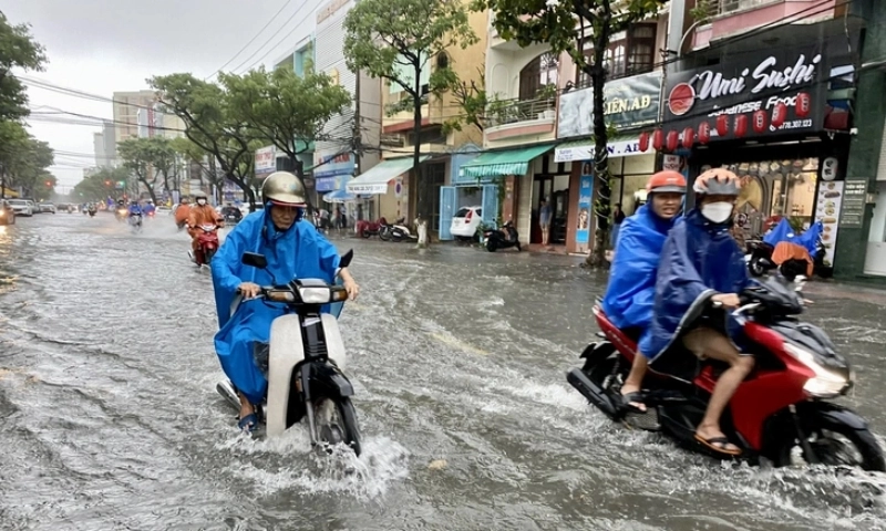 Trung Bộ mưa rào, Nam Bộ ngày nắng 