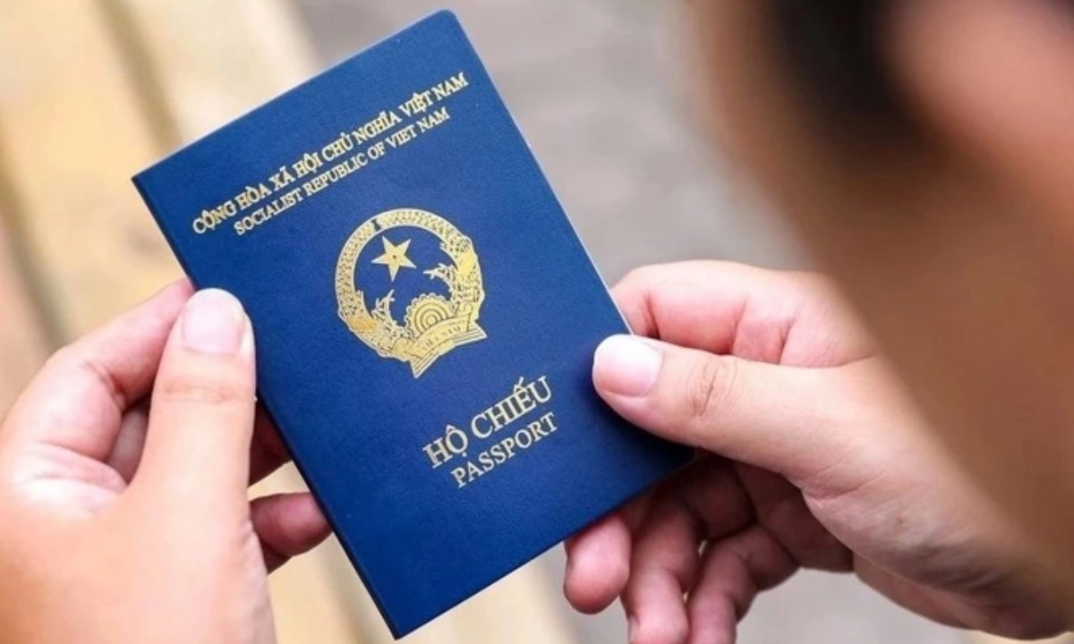 Từ 1/1/2026, ngưng dùng hộ chiếu giao dịch ngân hàng